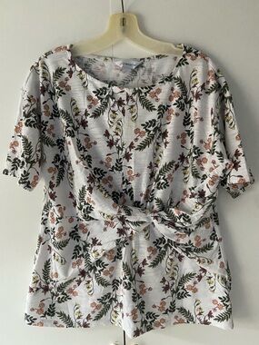 Liz Claiborne White Floral Tie-Front Short Sleeve Top